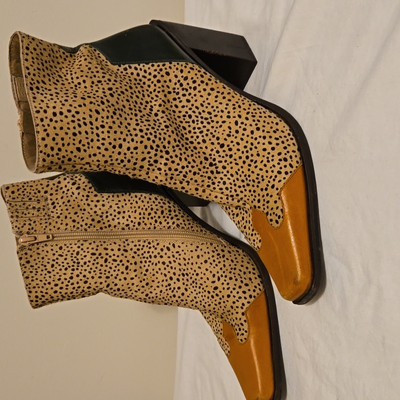 Jeffrey Campbell Ankle Boots - Spotted Tan, Green, and Orange - Picture 3 of 17